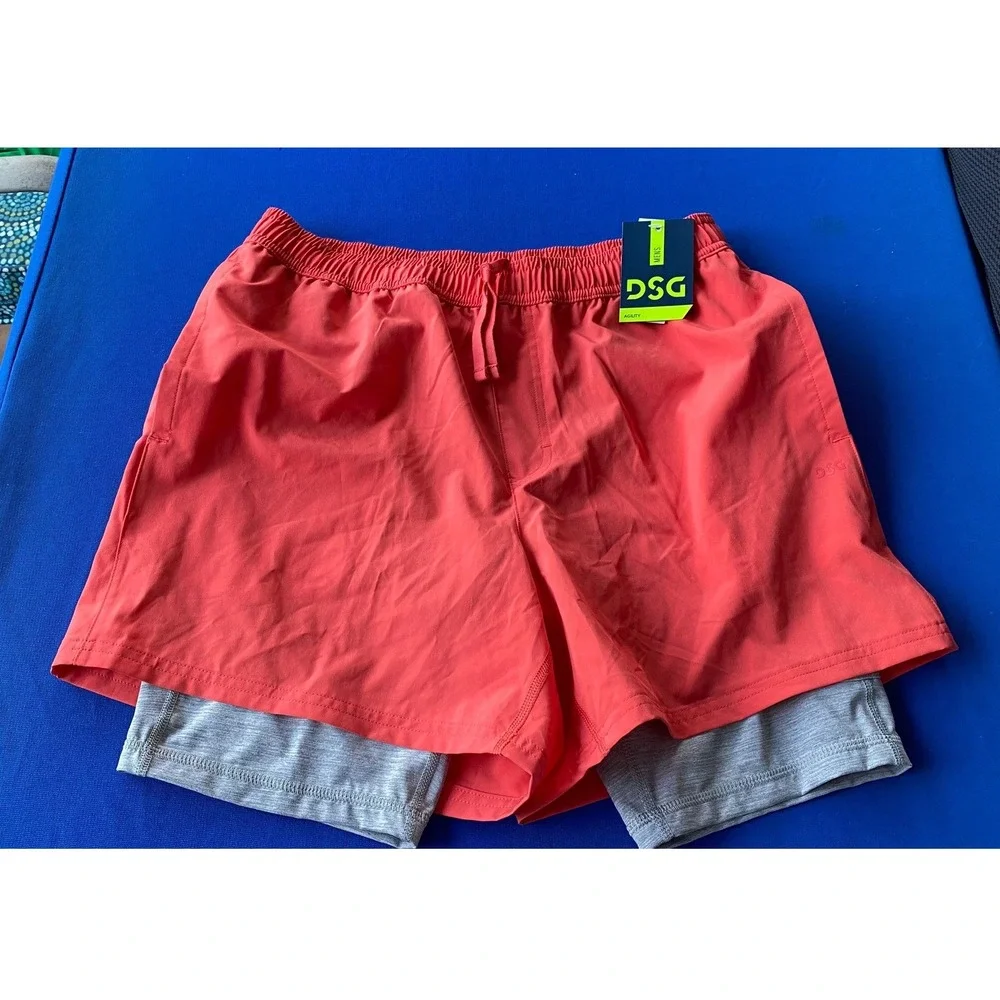 DSG Mens Agility 2-in-1 Shorts Red Sun Size Medium NWT DAM13107HL UPF 50+